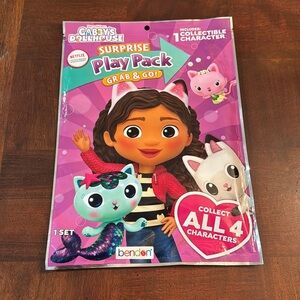 Gabby's Dollhouse Surprise Play Pack Grab & Go Collectible Foam Character